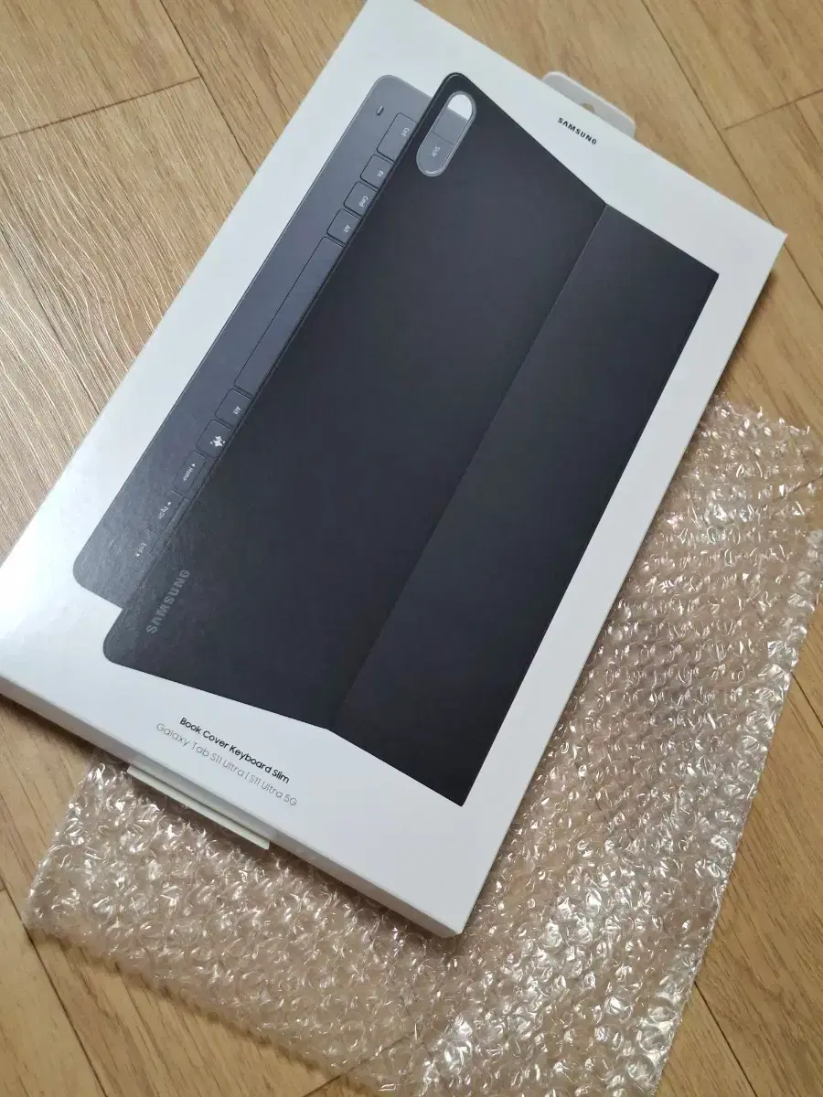 Galaxy Tab S11 128GB カバー付き Galaxy Tab S11 Book Cover